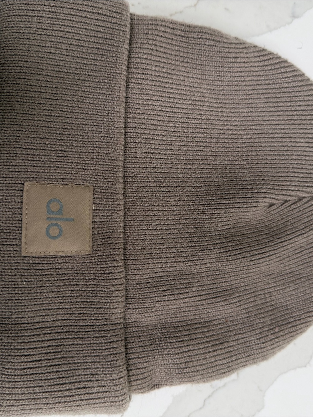 ALO Yoga Ribbed Beanie - Taupe Brown